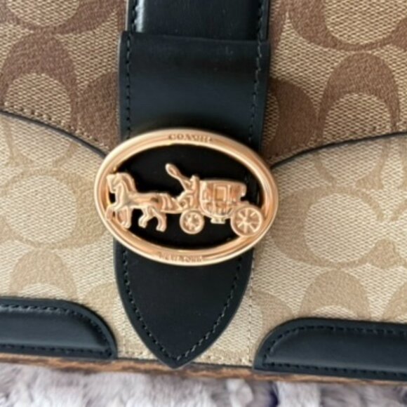 EUC COACH Georgie Shoulder Bag in Blocked Signature Canvas - Picture 3 of 13